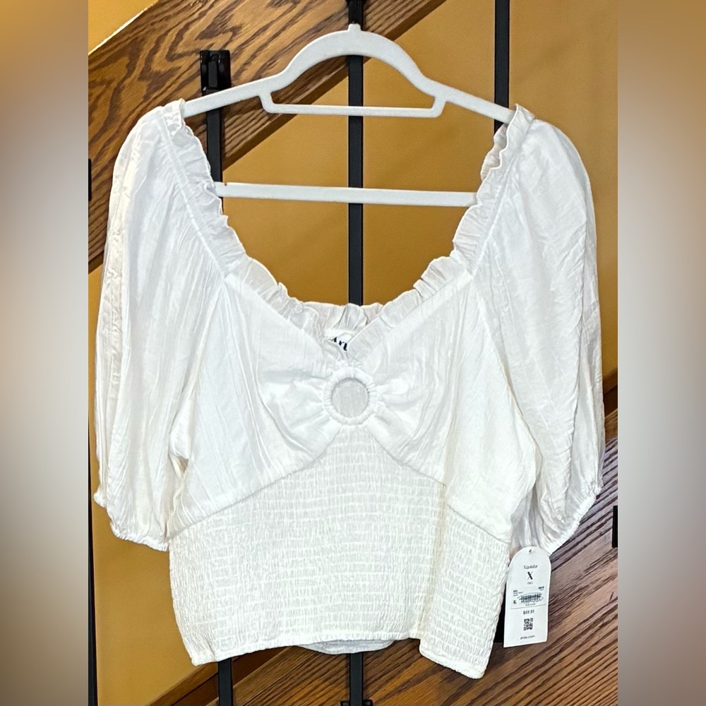 Arula White Cropped Top Smocked Bodice Balloon Sleeve White SZ. Large NWT